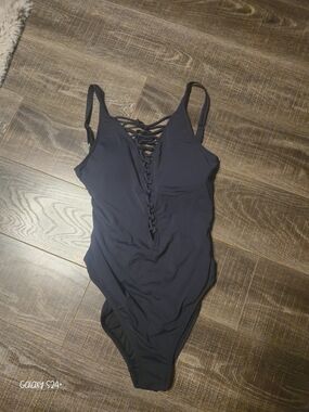 Lace-Up Deep V One-Piece Swimsuit - Black